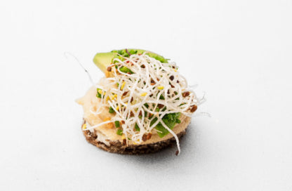 Avocado & Hummus, snitt